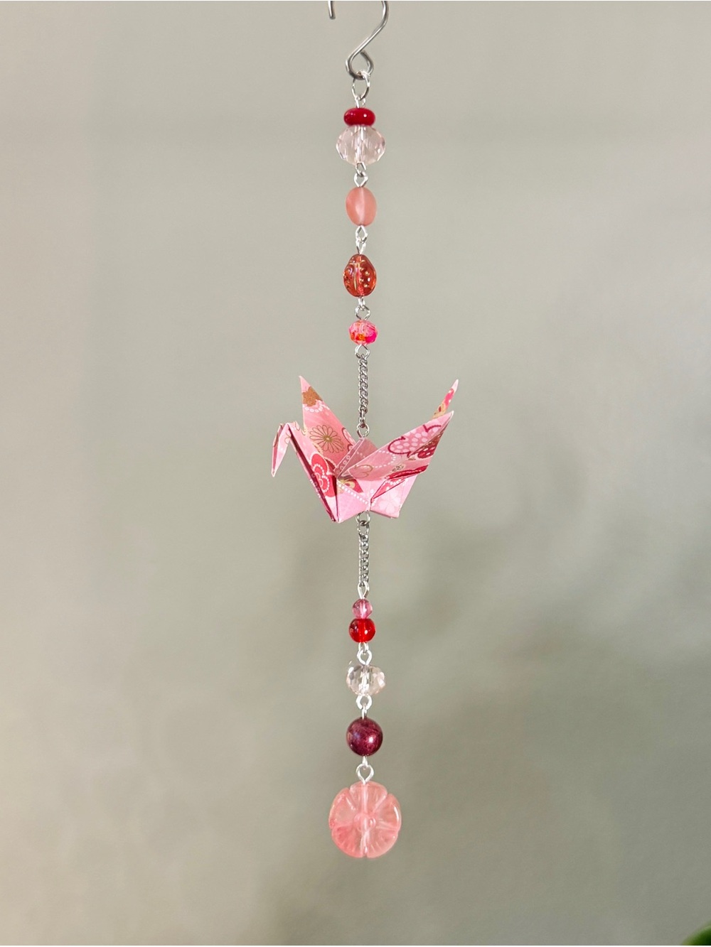 Origami Ornament #2547 - Small Crane in Pinks and Reds